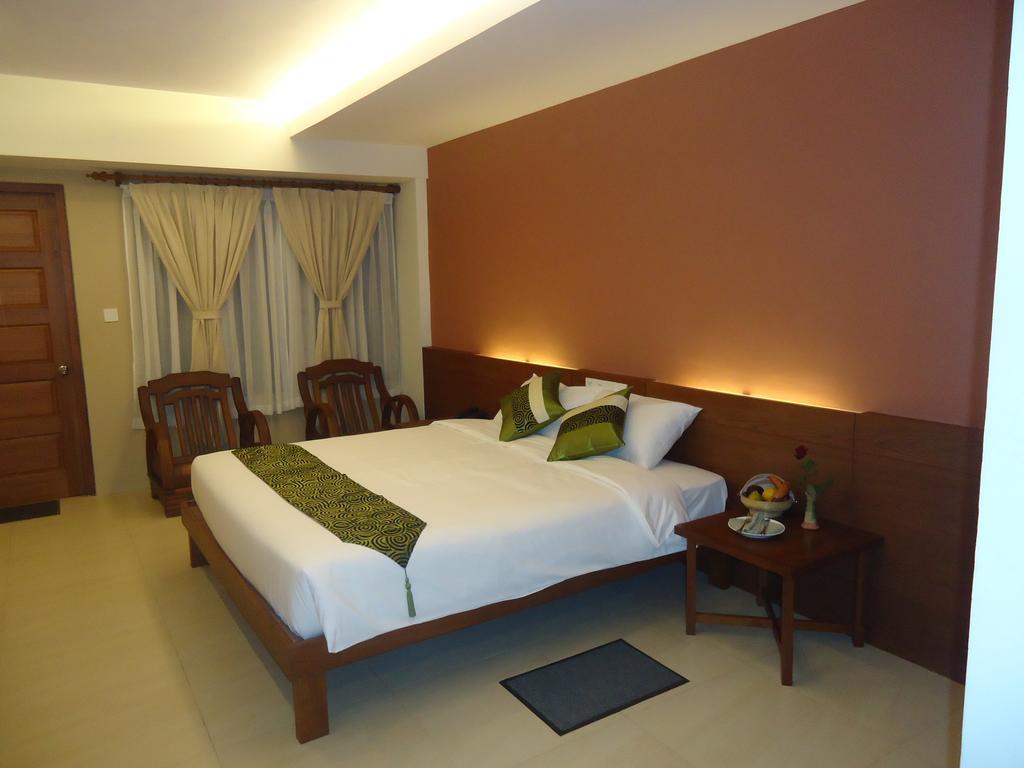 Paradise Hotel Nyaung Shwe Inle Lake Bilik gambar